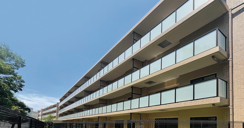 アンビシャスガーデン鶴瀬